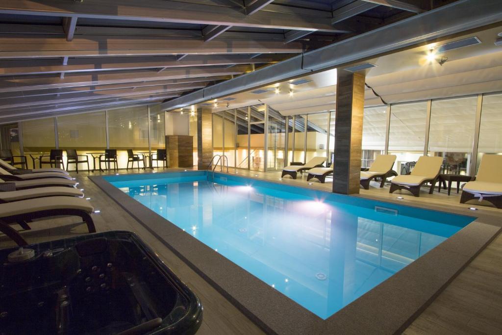 Hotel Talija Баня Лука Екстериор снимка