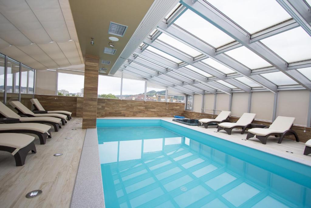 Hotel Talija Баня Лука Екстериор снимка