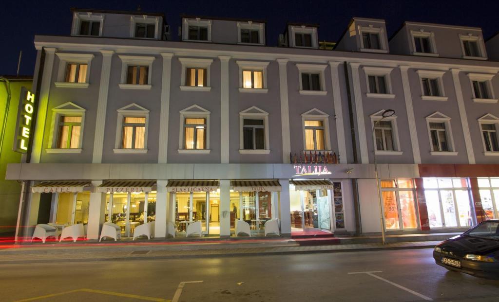 Hotel Talija Баня Лука Екстериор снимка