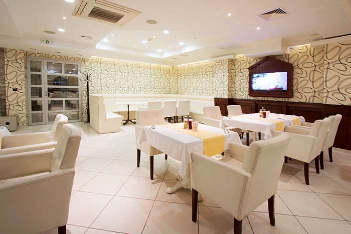Hotel Talija Баня Лука Ресторант снимка